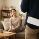 配偶者が給与明細を見せなくなった理由は？夫や妻の収入を確認する方法と対処法