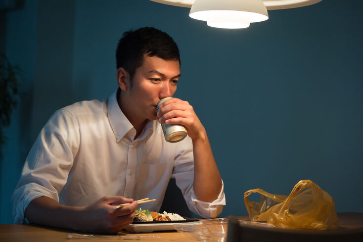 単身赴任中の浮気を疑う配偶者必見！見逃せない兆候と最適な対応策
